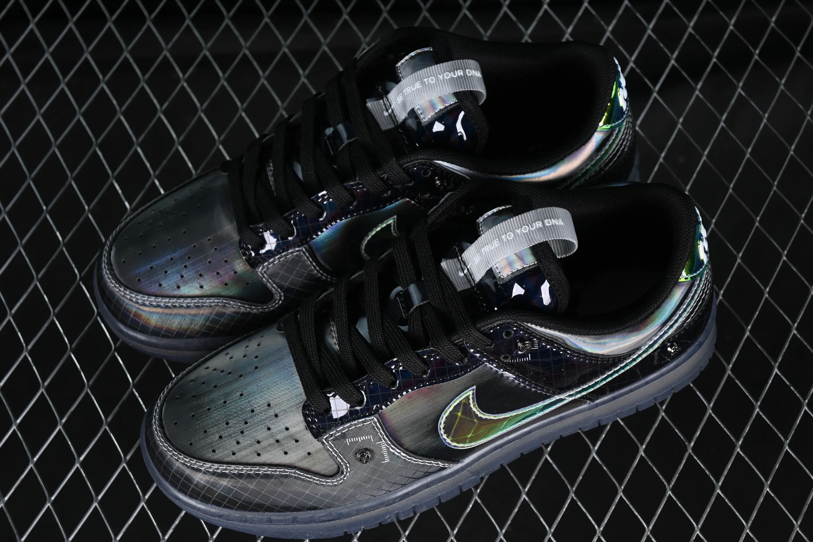 All categories Nk SB Dunk series Nk SB Dunk Low low-top sneakers Nk Dunk Low "Hyperflat" black, gray, and yellow laser gradient SB low-top casual sneakers FV3617-001